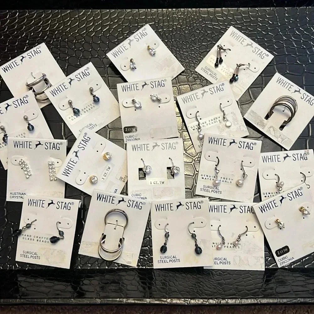 19 PC White Stag Jewelry Sets - Earrings / Rings